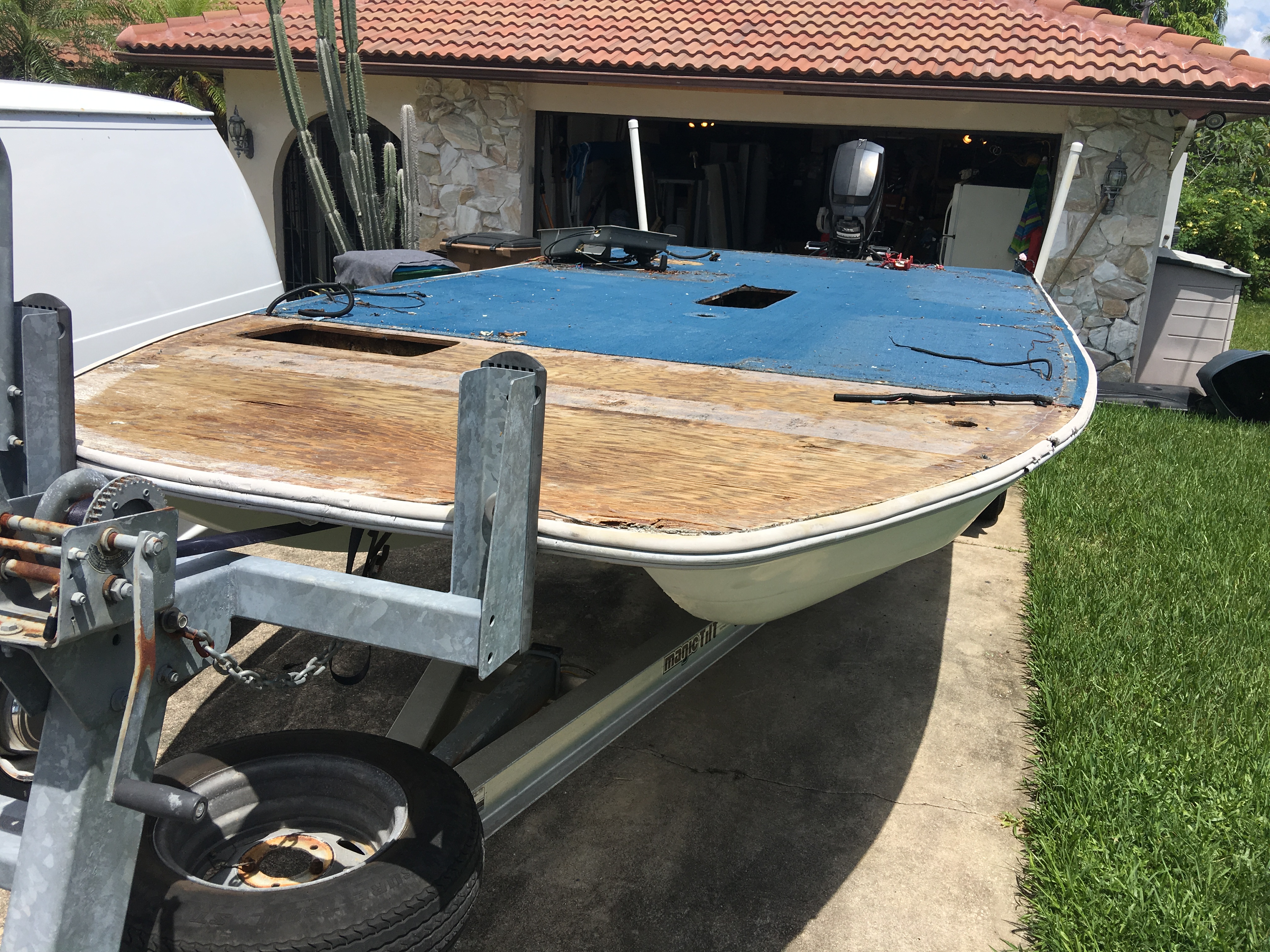 Carpeting Boat Plywood Deck for a Jon Boat To Bass Boat Build